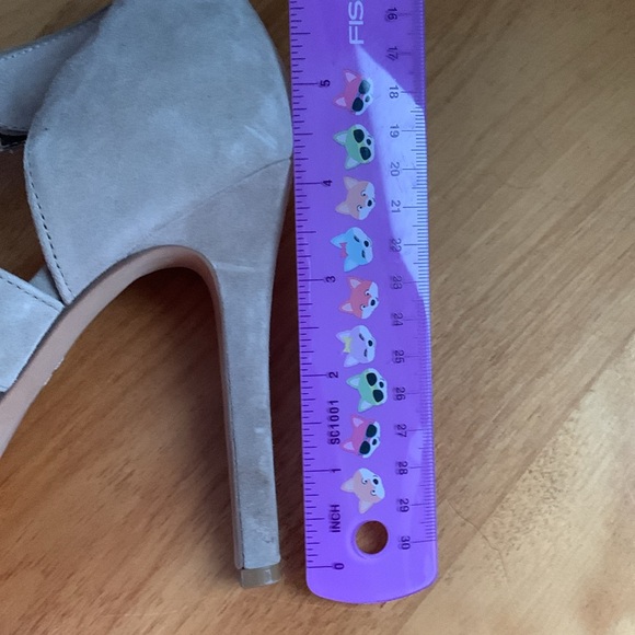 Vince Camuto Carlotte tan suede heels size 10 M like new NWOT pointed toe 4”heel - Picture 12 of 12